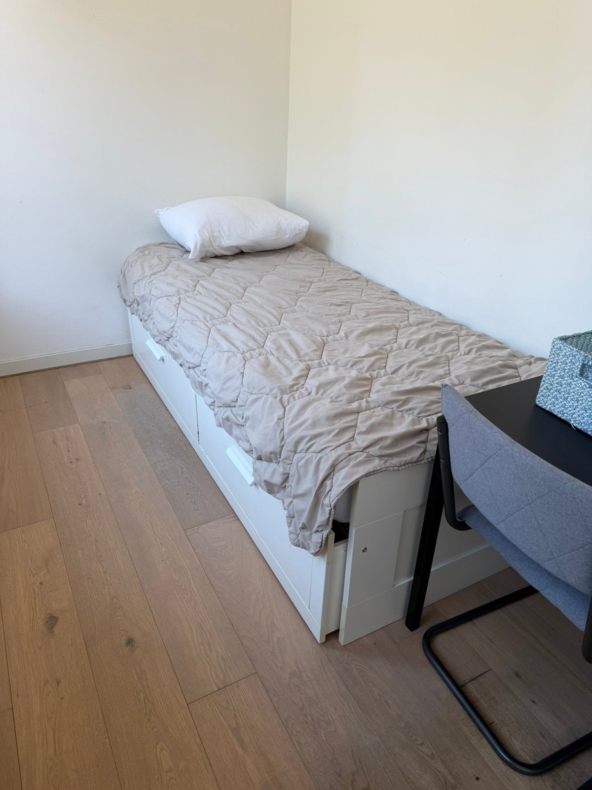 2 IKEA uitschuifbedden – 1- of 2-persoons – met lades, Kinderen en Baby's, Ophalen, 85 tot 100 cm, Gebruikt, Lattenbodem