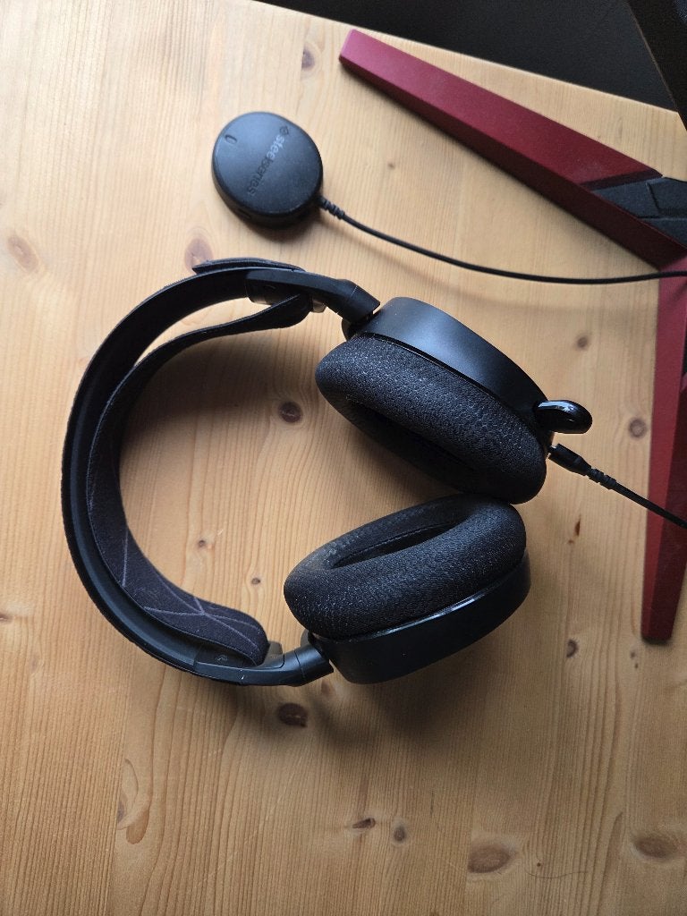 Steelseries Arctis 7 Zwart (2019 edition) Zwart, Computers en Software, Headsets, Gebruikt, Verzenden, Mute-functie, Draadloos