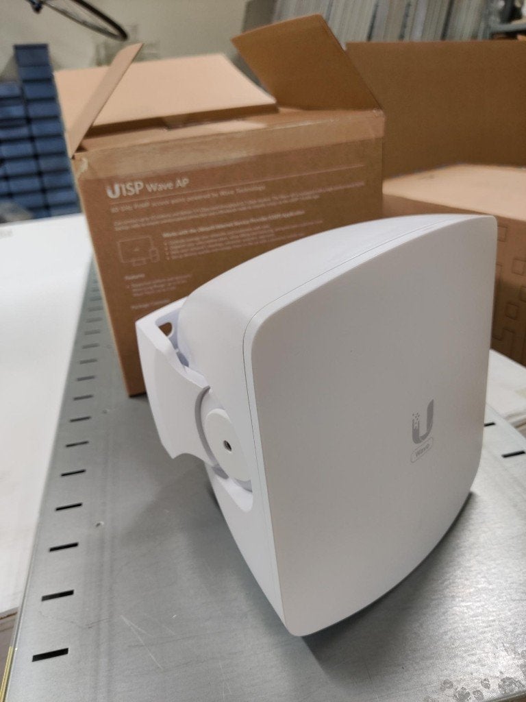 3x Ubiquiti UISP Wave AP Wave-AP-EU 60GHz Set, Ophalen, -, Ubiquiti, -