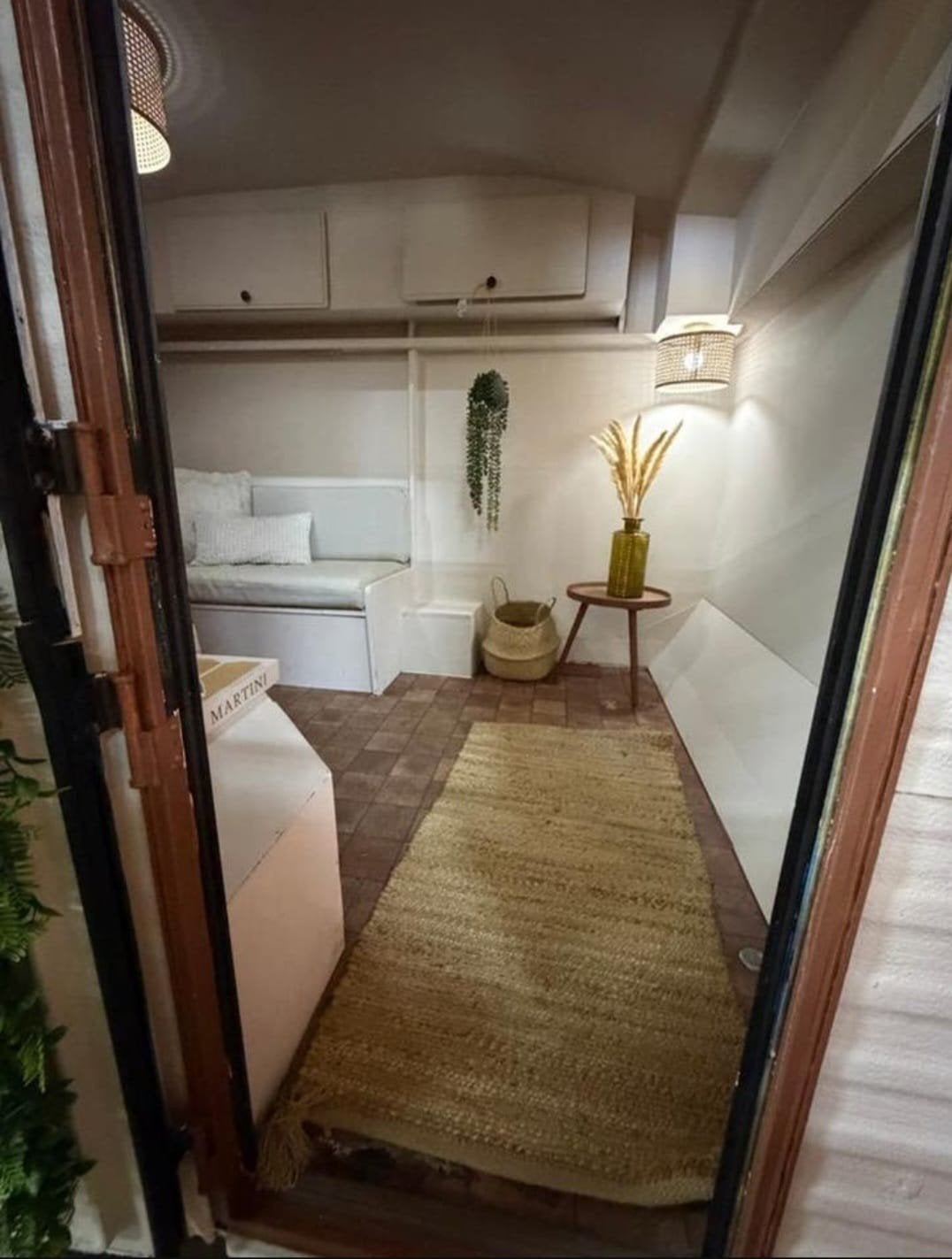 Te koop superleuke retro caravan, Ophalen