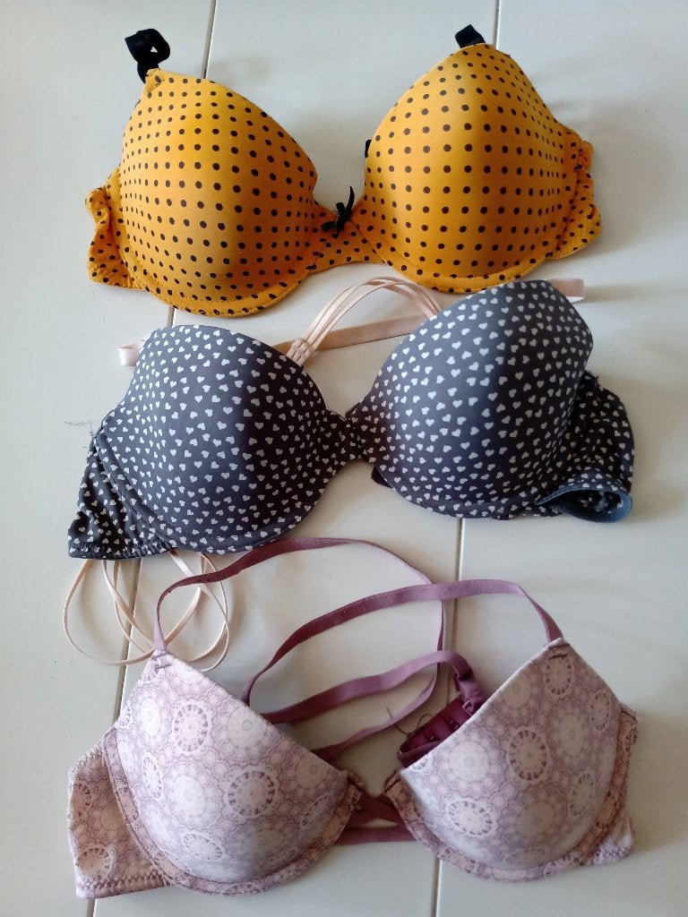 3 BHs voor €3, Maat 70C met voorgevormde padding van Primark, Primark, Ophalen of Verzenden, Overige kleuren, BH