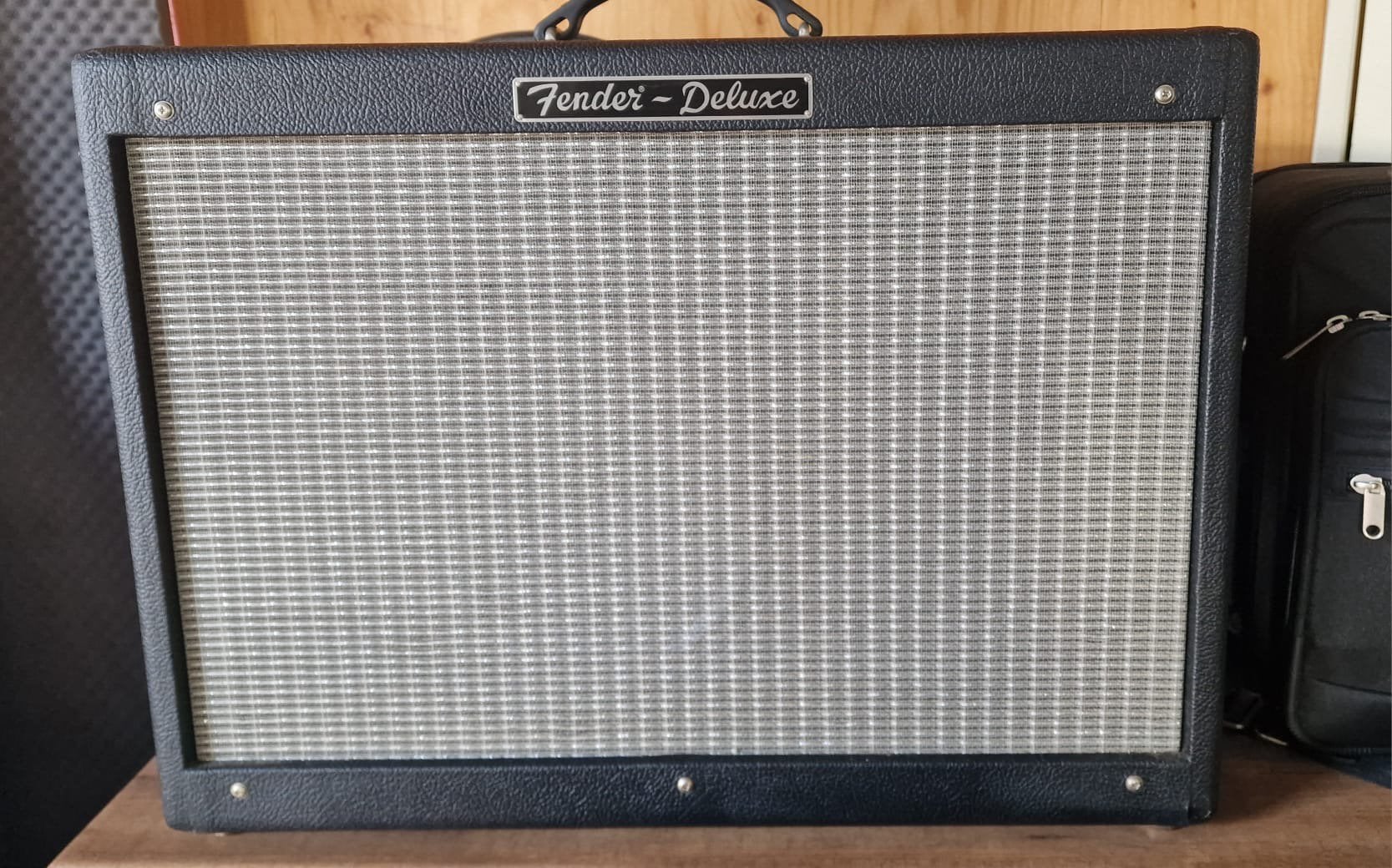 Fender Delux buizen versterker, Muziek en Instrumenten, Versterkers | Bas en Gitaar, Ophalen, Zo goed als nieuw, Minder dan 50 watt