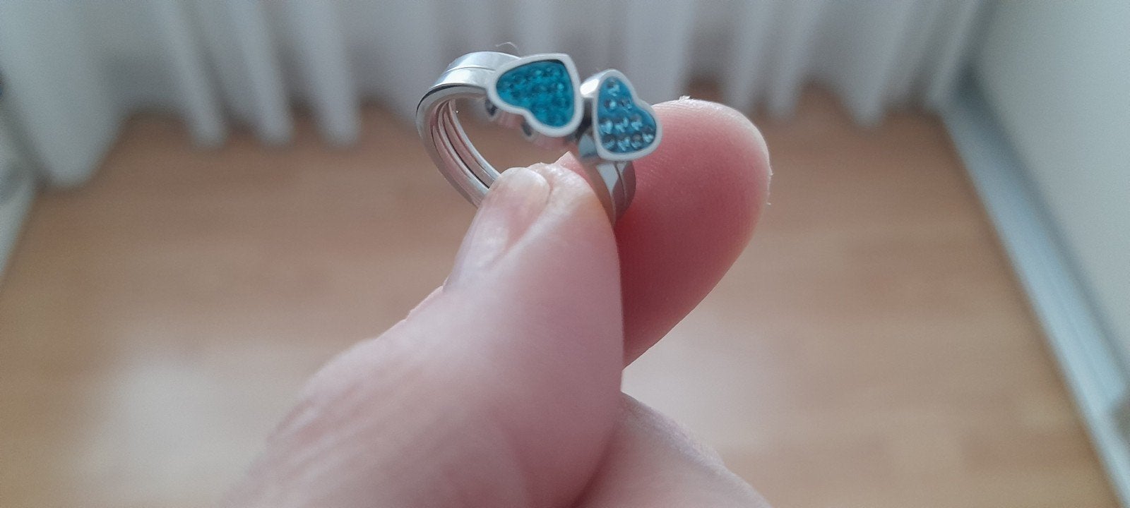 Te koop Nieuwstaat 2 in 1 hartjes kinder ring staal kristal, Ophalen of Verzenden, Zo goed als nieuw, Sieraden, Blauw