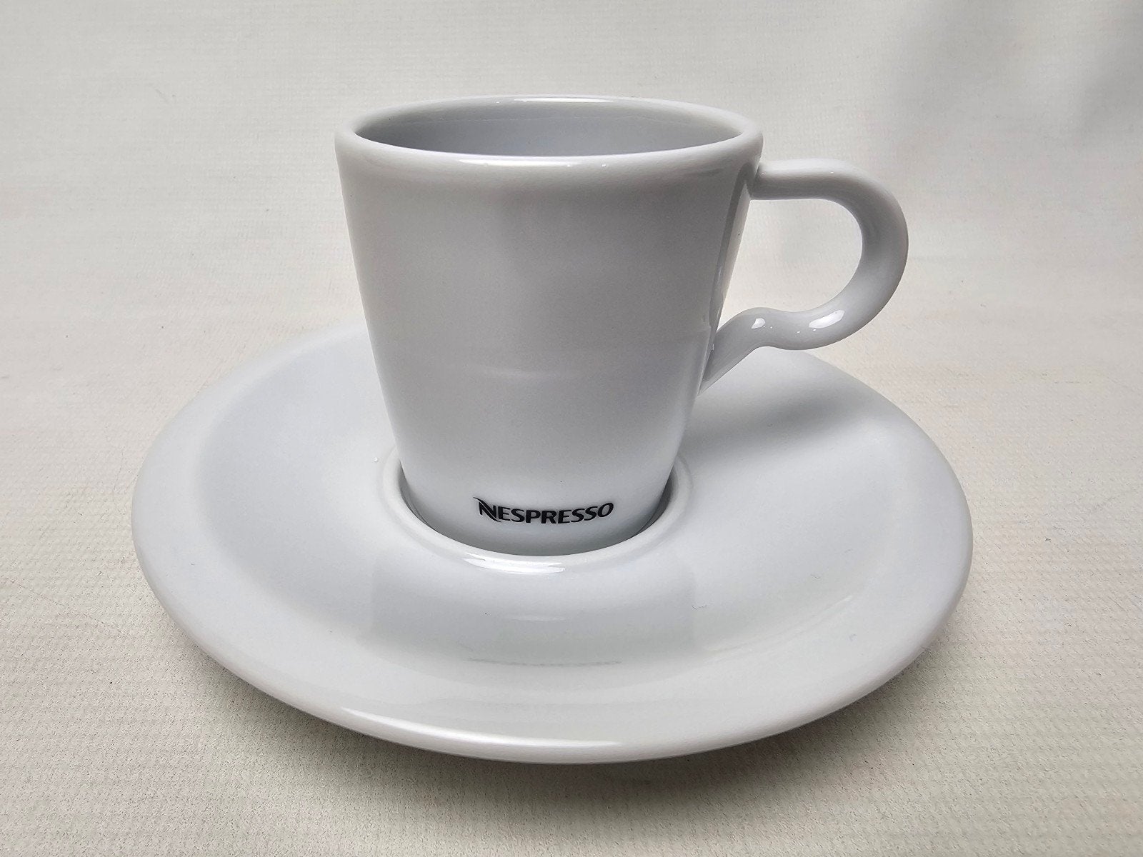 # Nespresso espresso kop en schotel, Gebruikt, Overige merken, Keramiek, Ophalen of Verzenden