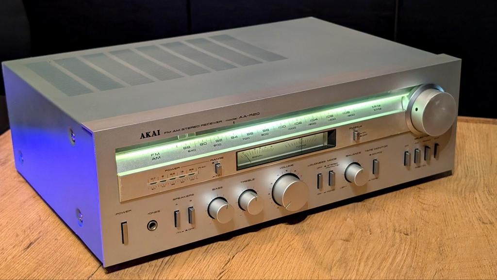 AKAI AA-R20 • VINTAGE RECEIVER • GARANTIE • PHONO •