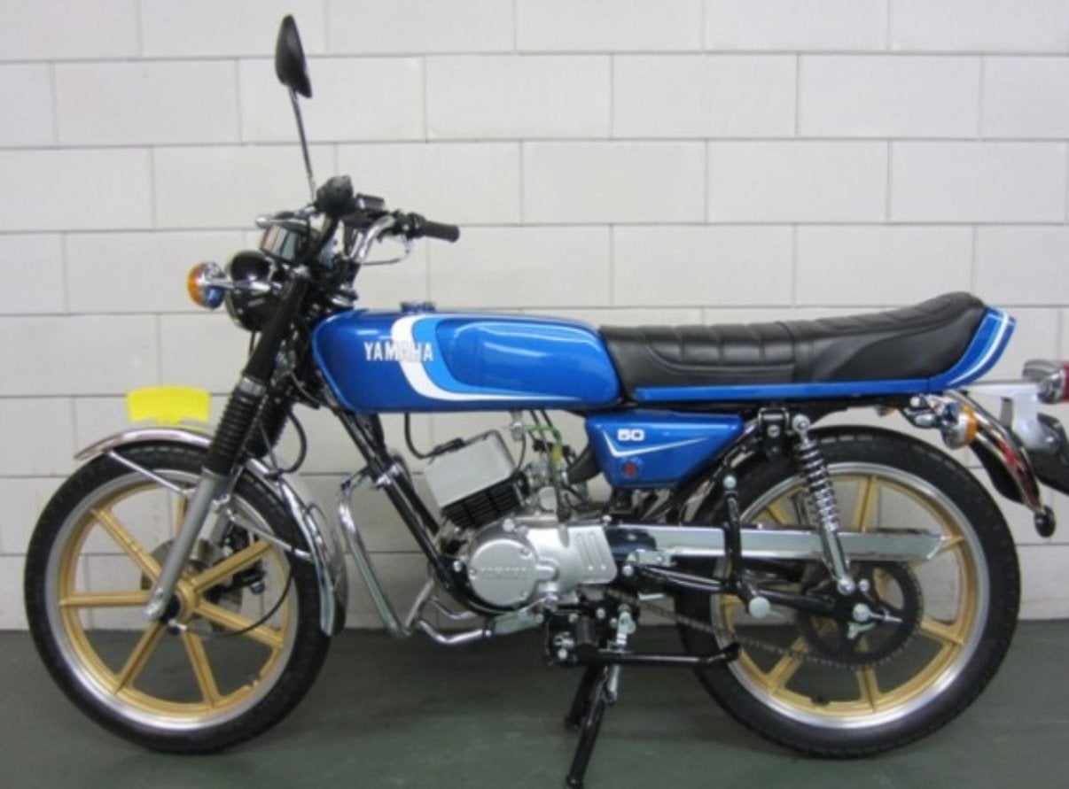 Gezocht ! Yamaha RD50M, Fietsen en Brommers, Ophalen, Yamaha