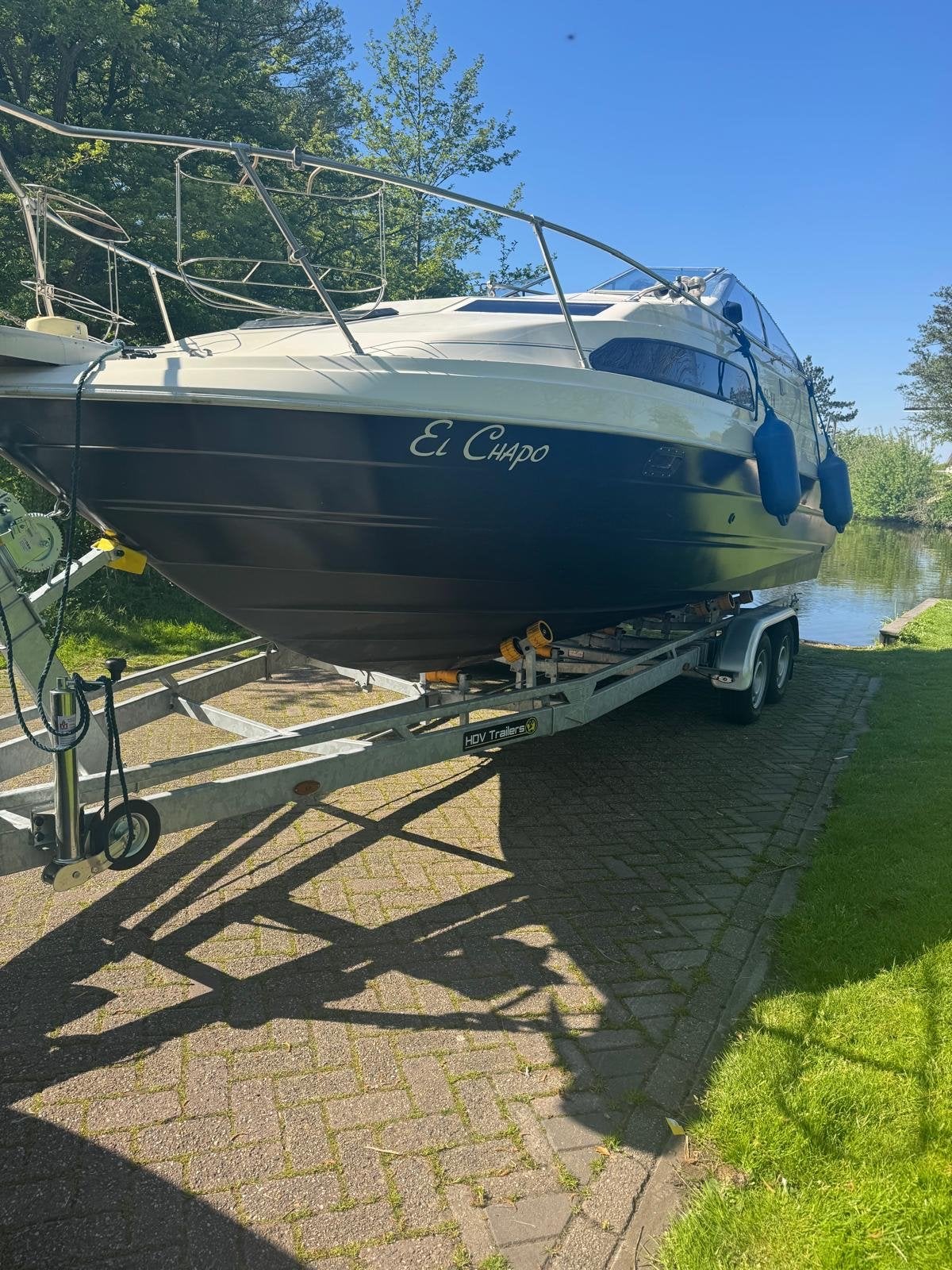 Bayliner 2655 Ciera Kajuitboot - 5,0 v8 mercruiser trimflaps, Watersport en Boten, 9 m, Gebruikt, Polyester, Bayliner