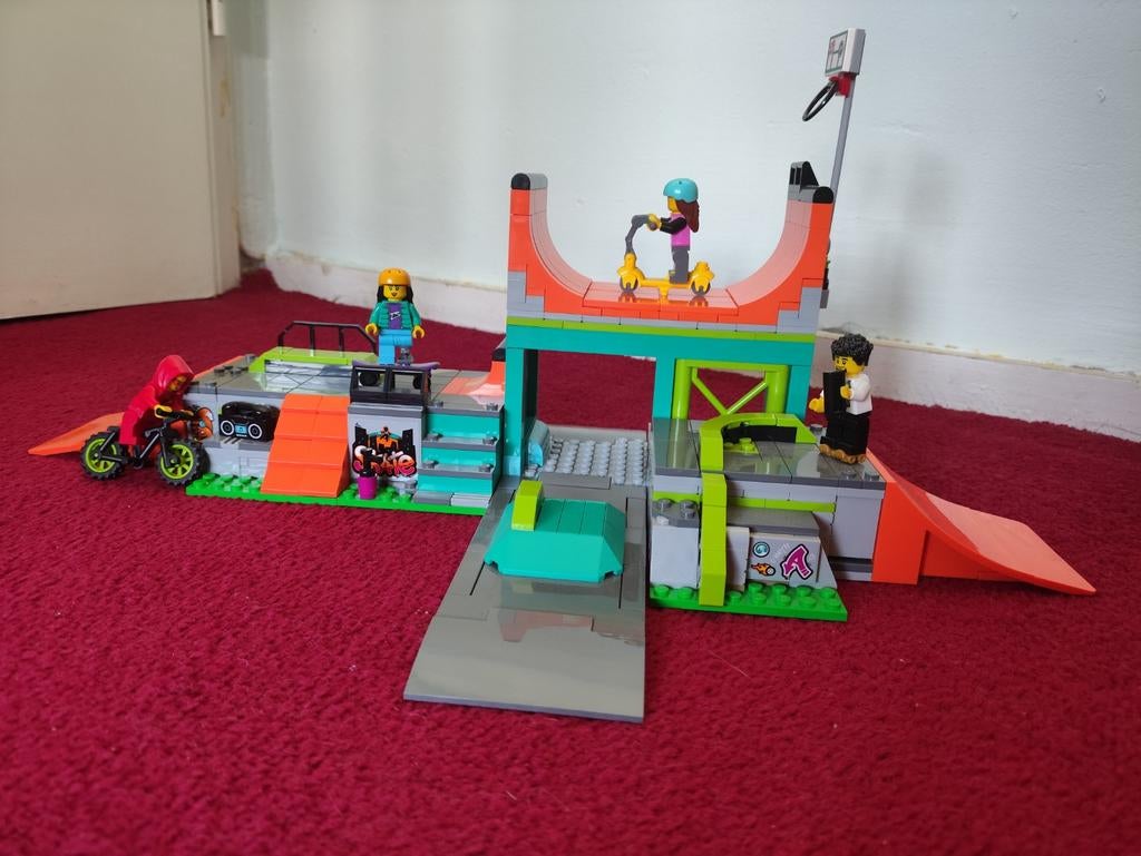 Lego City Skatepark 60364 met boekjes, Kinderen en Baby's, Speelgoed | Duplo en Lego, Zo goed als nieuw, Lego, Complete set, Ophalen