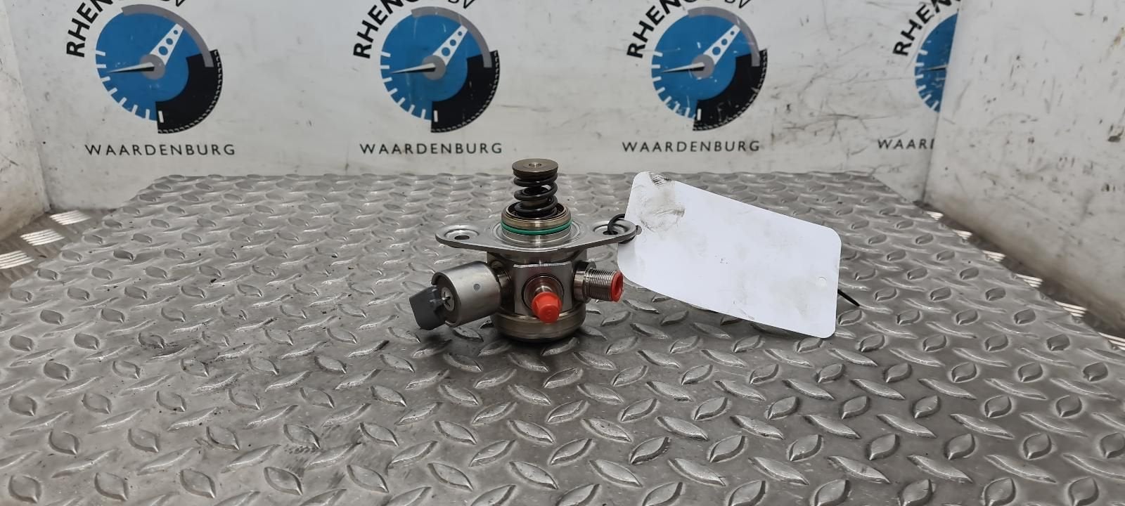 MERCEDES A CLASS BRANDSTOF POMP VOOR DE INJECTOR 2015, Ophalen of Verzenden, Gebruikt, Stiba lid