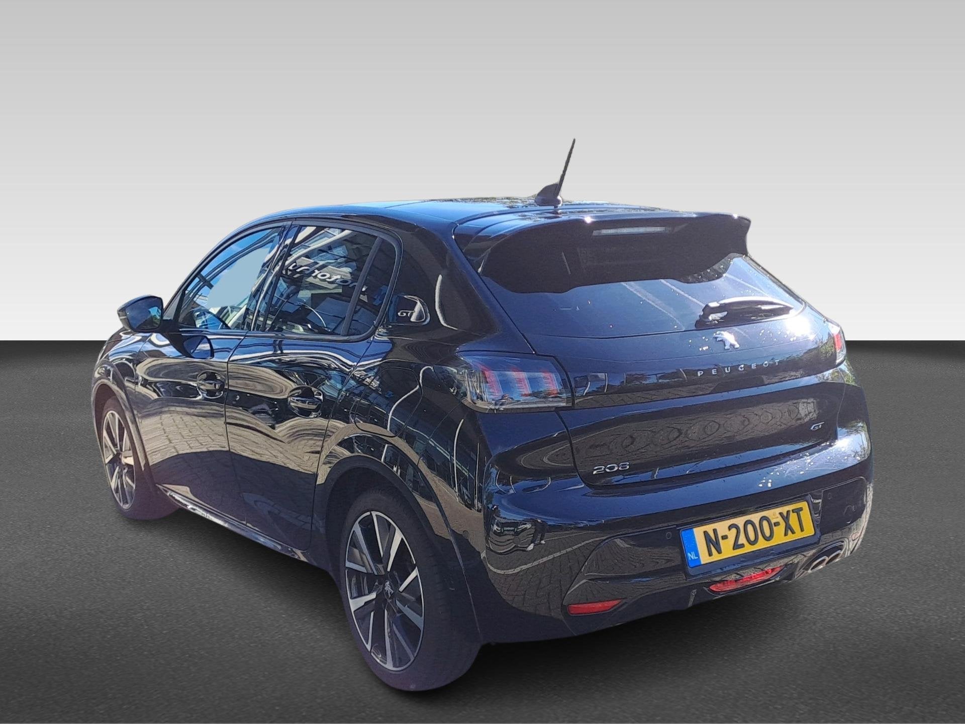 Peugeot 208 1.2 PureTech GT, Automaat, Gebruikt, Euro 6, 1199 cc