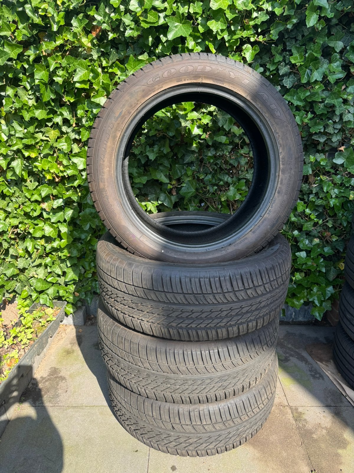 Goodyear 255/50/20 zomerbanden, Auto-onderdelen, Banden en Velgen, 255 mm, 7076ad, Handelsonderneminggelderland@hotmail.com, Band(en)