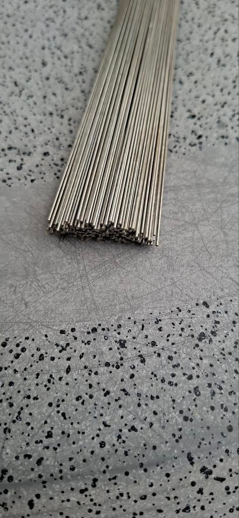 Lasdraad RVS 1mm, bijna 2 kg, Doe-het-zelf en Verbouw, Gereedschap | Lasapparaten, Ophalen