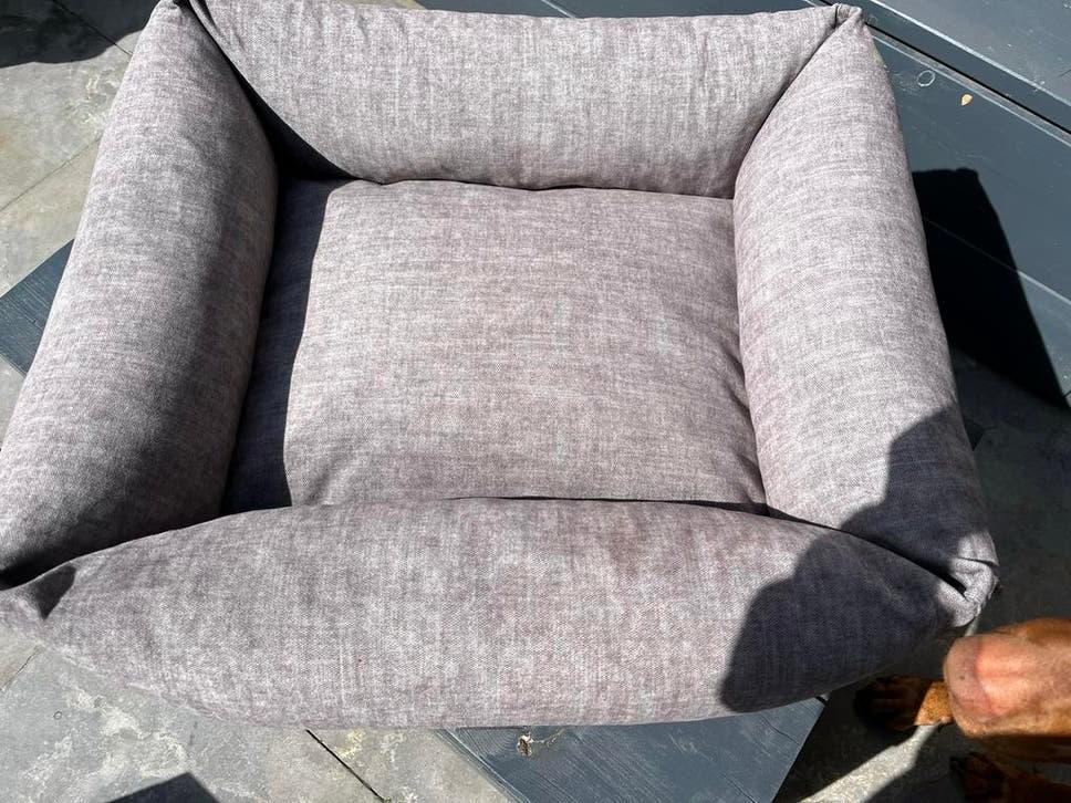 Hondenmand Lotte, Verzenden, Zo goed als nieuw, Stof