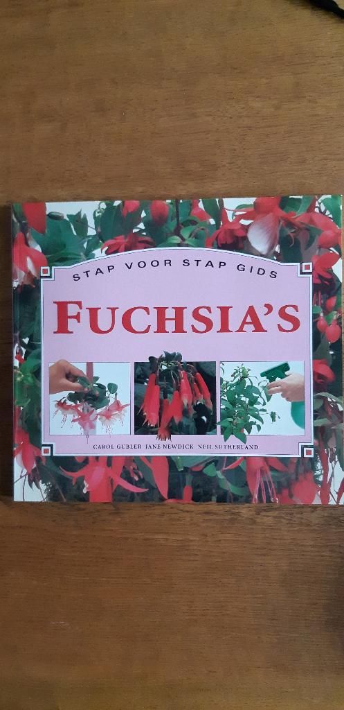Tuinboeken, Boeken, Wonen en Tuinieren, Ophalen, Zo goed als nieuw, Tuinieren en Tuinplanten