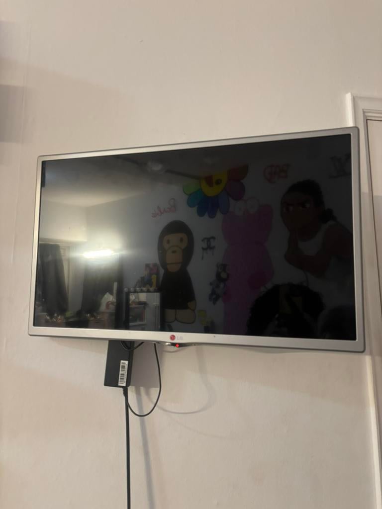LG 28LB490U smart tv (2014), Ophalen, 50 Hz, Zo goed als nieuw, 100 cm of meer