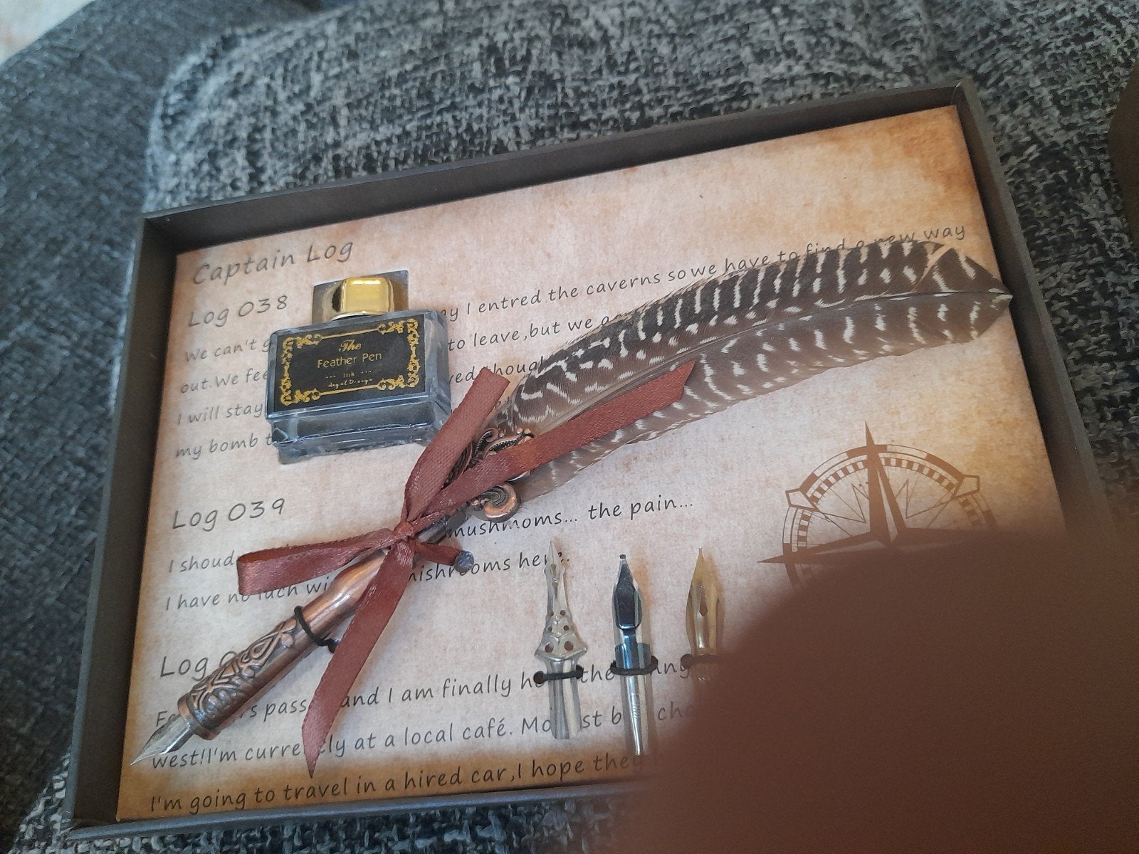 Compleet Middeleeuws Schrijfset met Inkt en 3 Vulpennen, Antiek en Kunst, Antiek | Overige Antiek, Ophalen of Verzenden