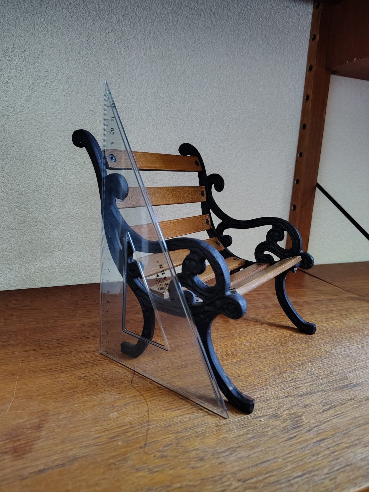Miniatuur bankje en stoeltjes met tafel, Ophalen of Verzenden, Gebruikt