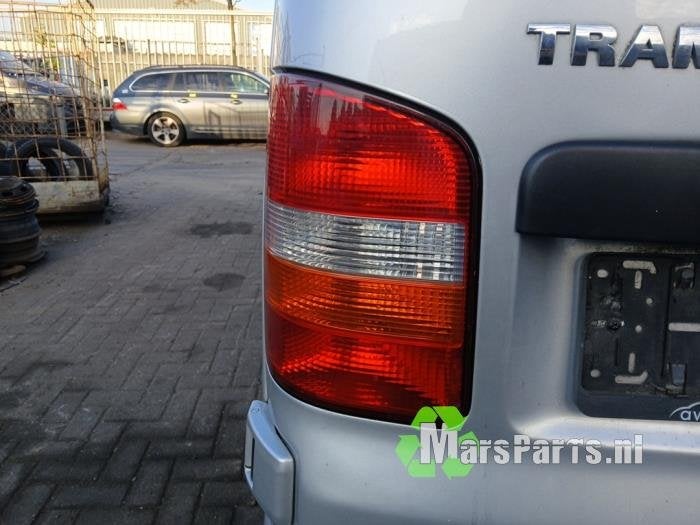 Achterlicht links van een Volkswagen Transporter, Gebruikt, -, Volkswagen, -