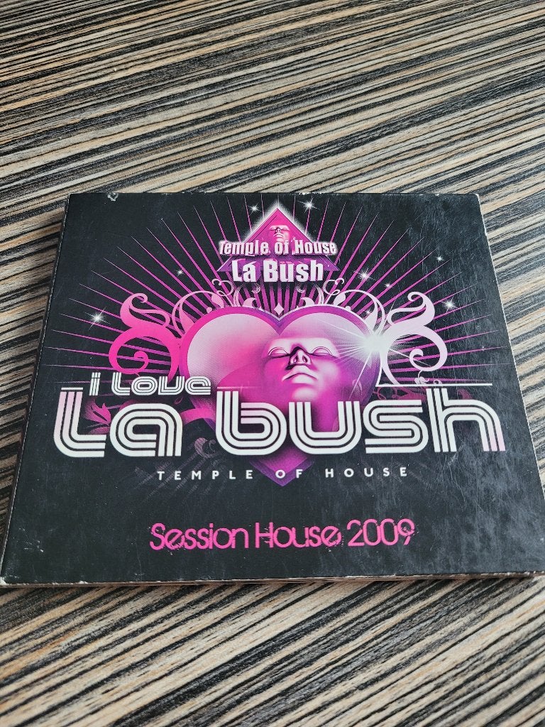 I Love La Bush Temple Of House - Session House 2009, Cd's en Dvd's, Cd's | Dance en House, Ophalen of Verzenden, Gebruikt, House