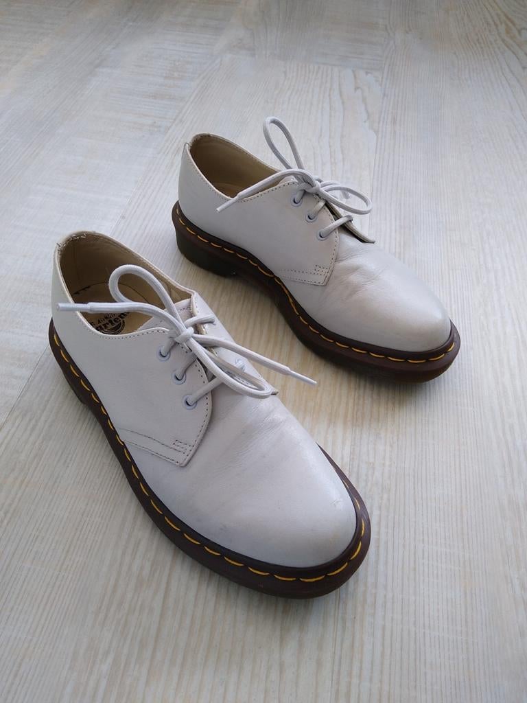 Lage dr. Martens damesschoenen, Ophalen of Verzenden, Zo goed als nieuw, Blauw