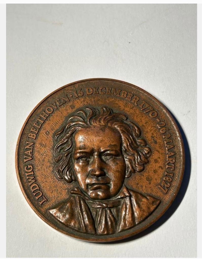 Bronzen Beethoven Penning - Nederland- 6 cm, Ophalen of Verzenden, Overige materialen
