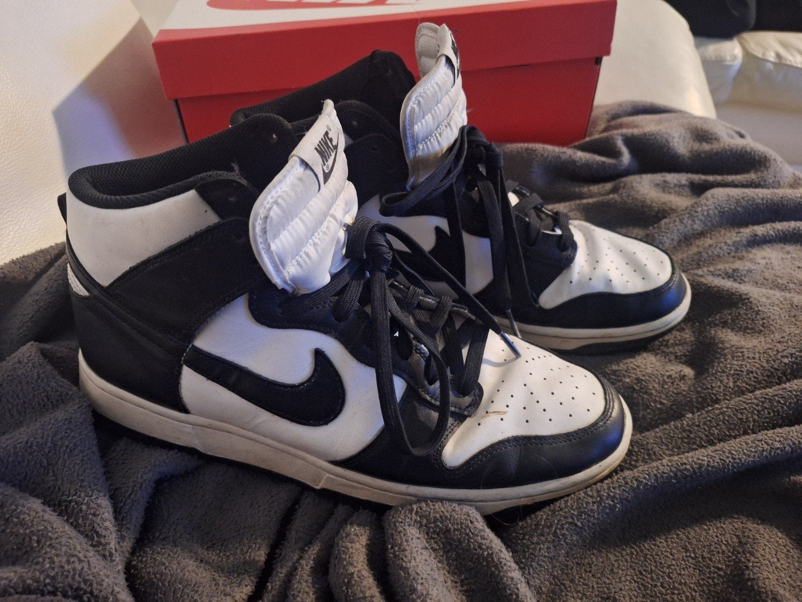 Nike Dunk High Retro "Panda" - EU 45, Kleding | Heren, Zwart, Nike, Ophalen of Verzenden, Sneakers of Gympen