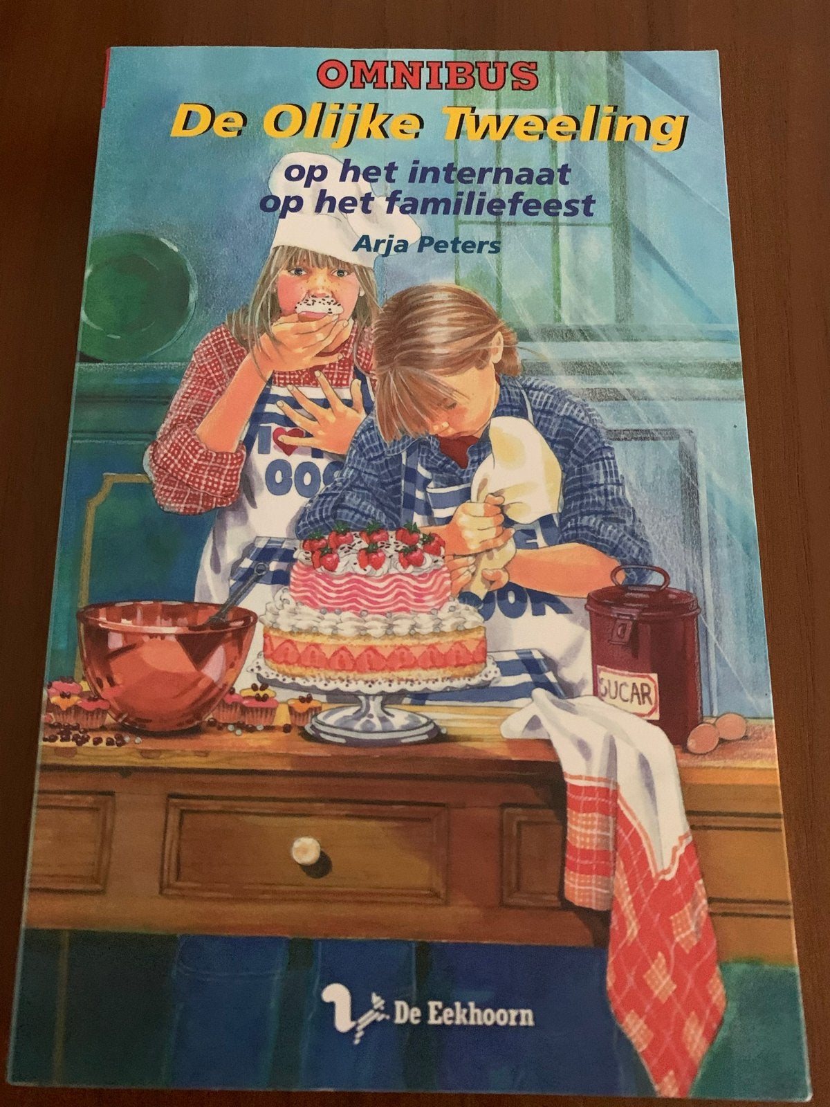 Omnibus De Olijke Tweeling: Internaat & Familiefeest, Boeken, Kinderboeken | Jeugd | 10 tot 12 jaar, Ophalen of Verzenden, Nieuw