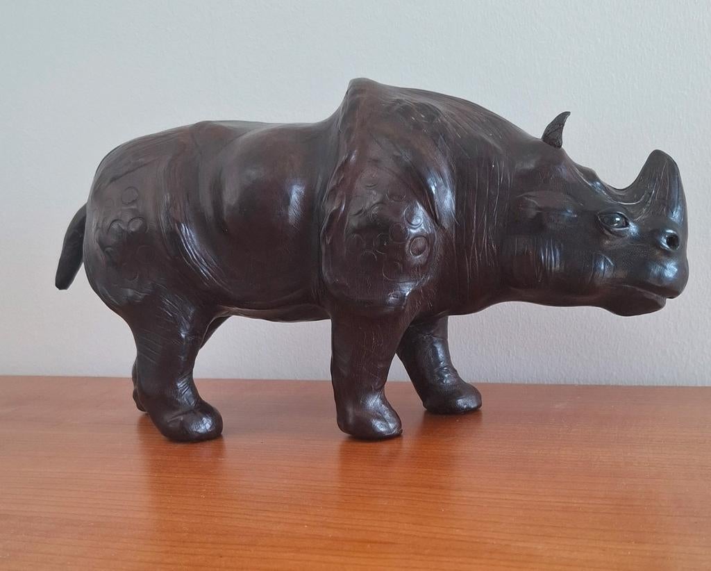 Vintage Leren Neushoorn / Rhino '50s / '60s Glazen Ogen, Ophalen of Verzenden