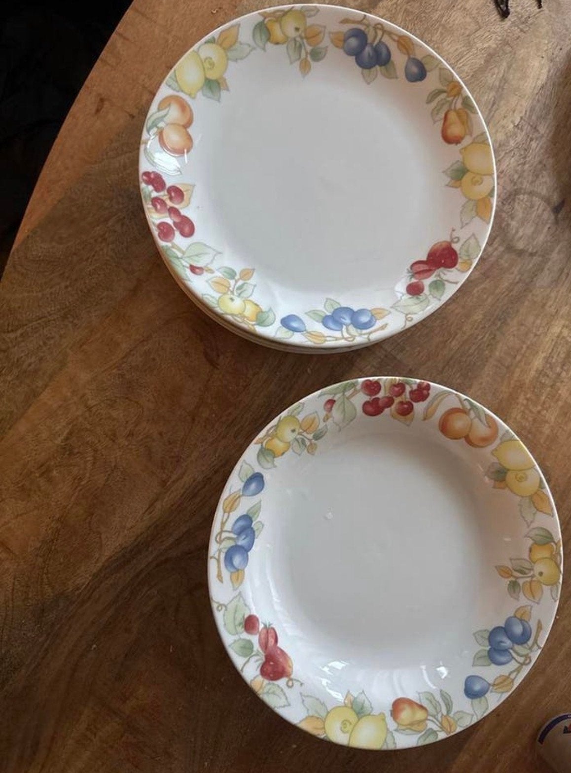 8 Kronester borden: 4 platte en 4 diepe borden met fruit, Huis en Inrichting, Keuken | Servies, Gebruikt, Overige merken, Ophalen of Verzenden
