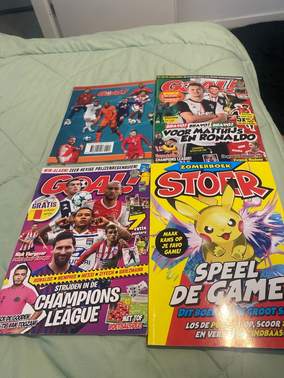 Voetbal- en Spelmagazines: Goal! en Stoerr! (4 stuks), Boeken, Ophalen of Verzenden, Gelezen, Sport en Vrije tijd