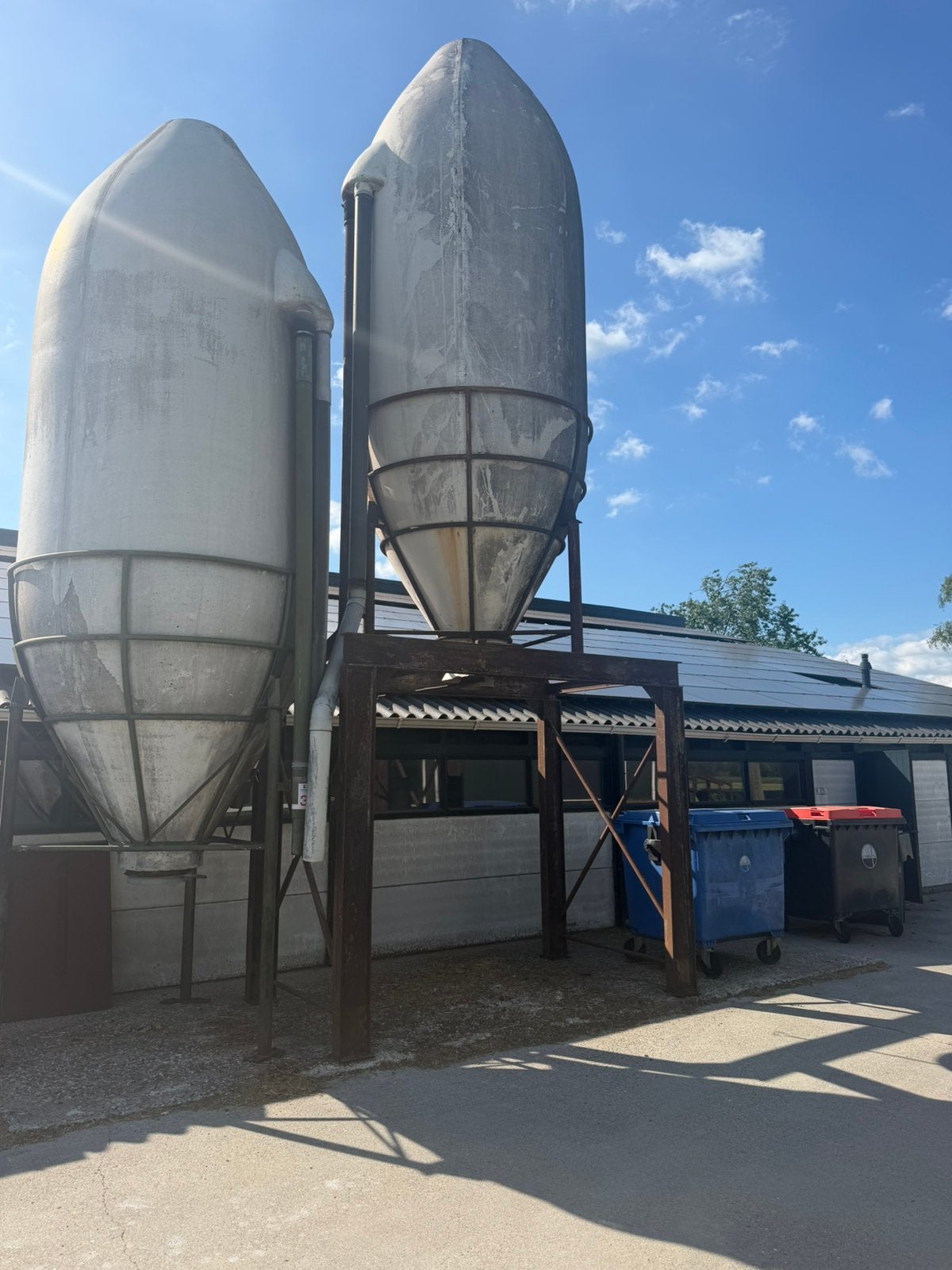 Kunstmestsilo te koop, Ophalen