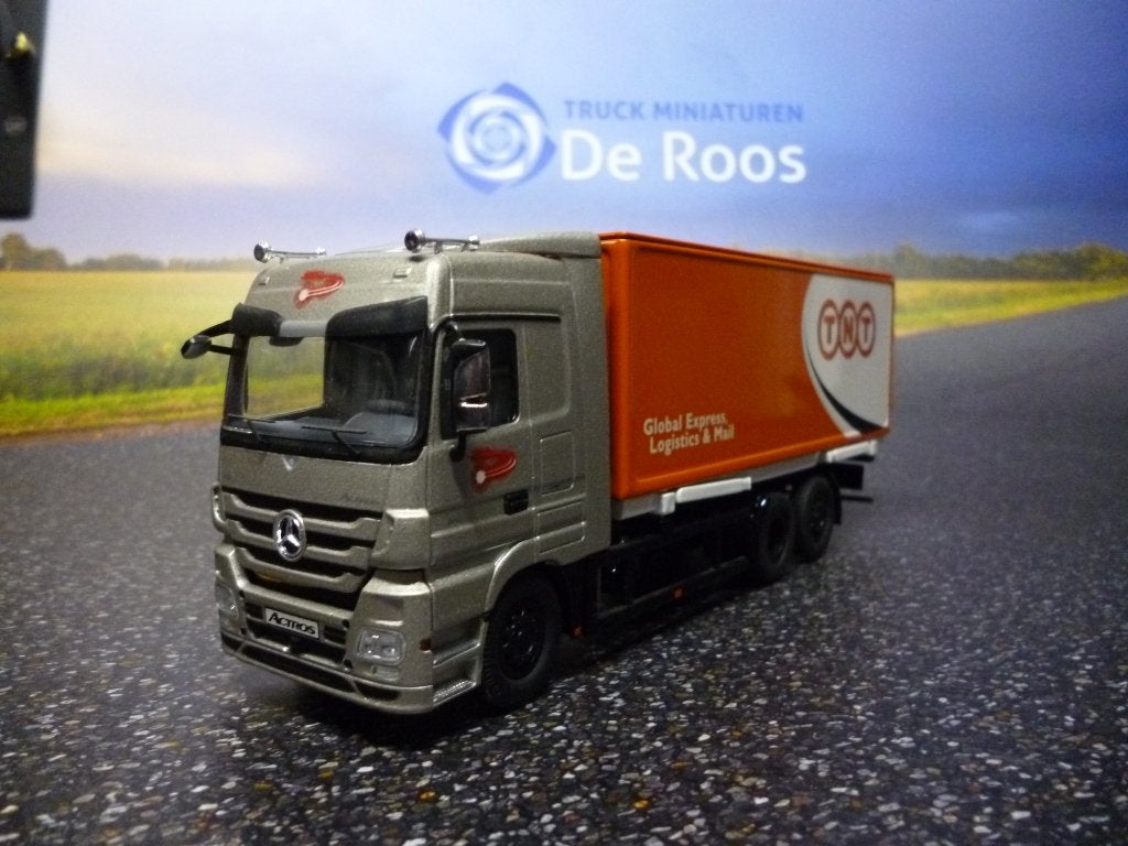 NZG Mercedes Actros TNT, Ophalen of Verzenden, Nieuw, Bus of Vrachtwagen, NZG