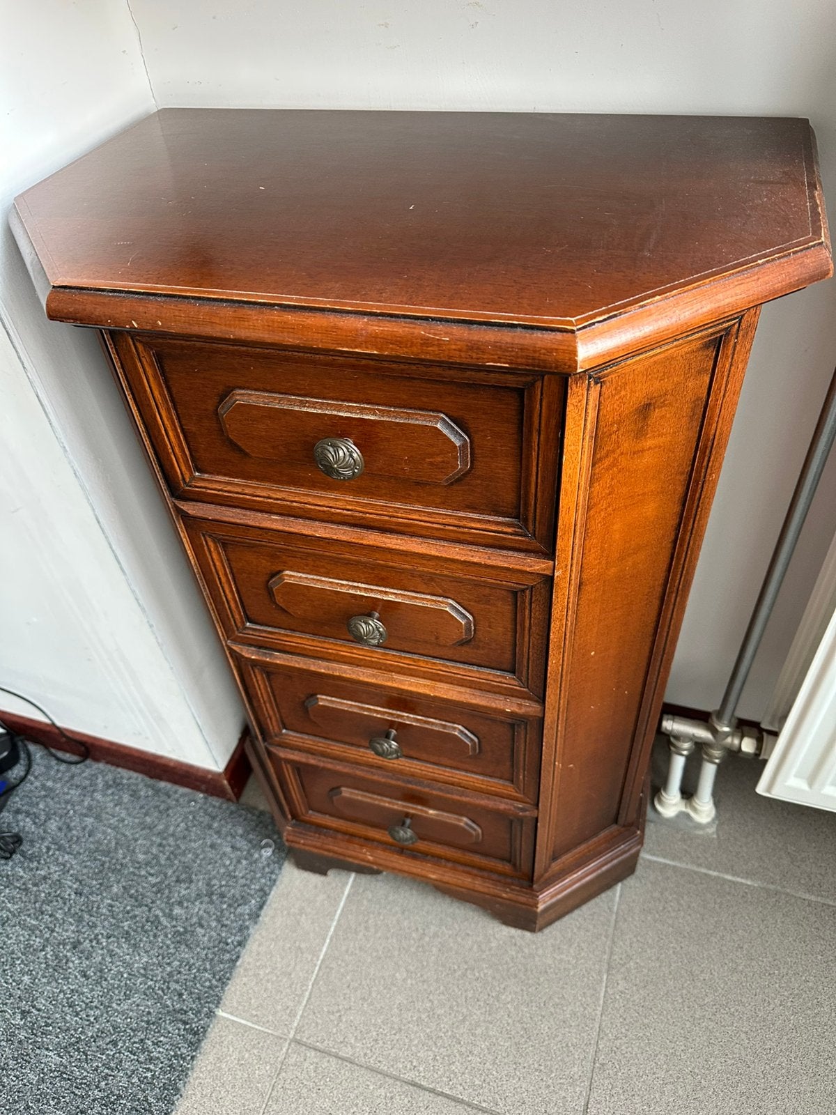 VINTAGE antieke houten ladekastje met 4 laden in prima staat, Ophalen