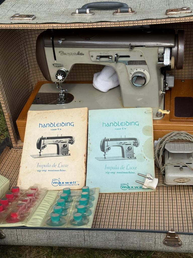 Retro Impala de Luxe Zig-Zag Naaimachine met Accessoires, Ophalen of Verzenden