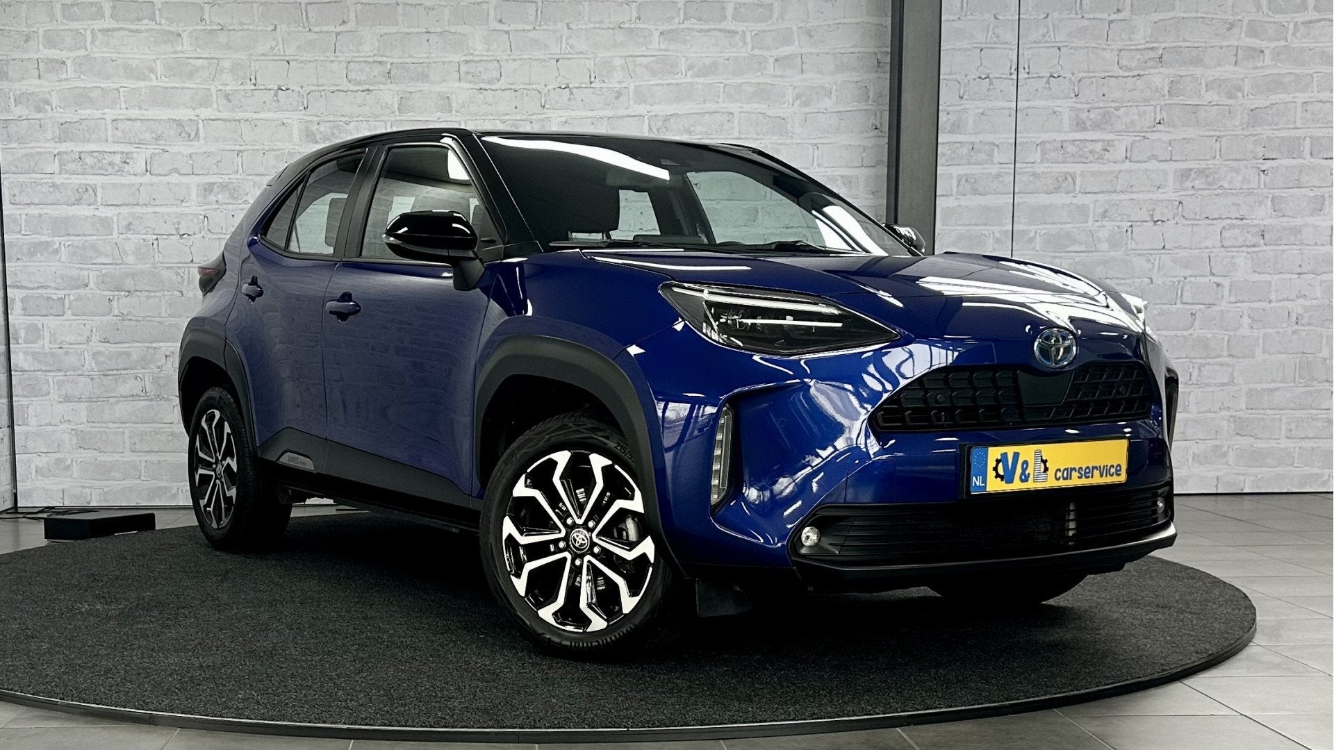 Toyota Yaris Cross 1.5 Hybrid First Edition / Stoel/stuurver, Stof, Gebruikt, Blauw, 116 pk