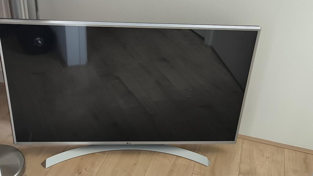 LG 43 Inch Ultra HD HDR10 HLG LCD IPS TV, Ophalen, Gebruikt, 50 Hz, LCD