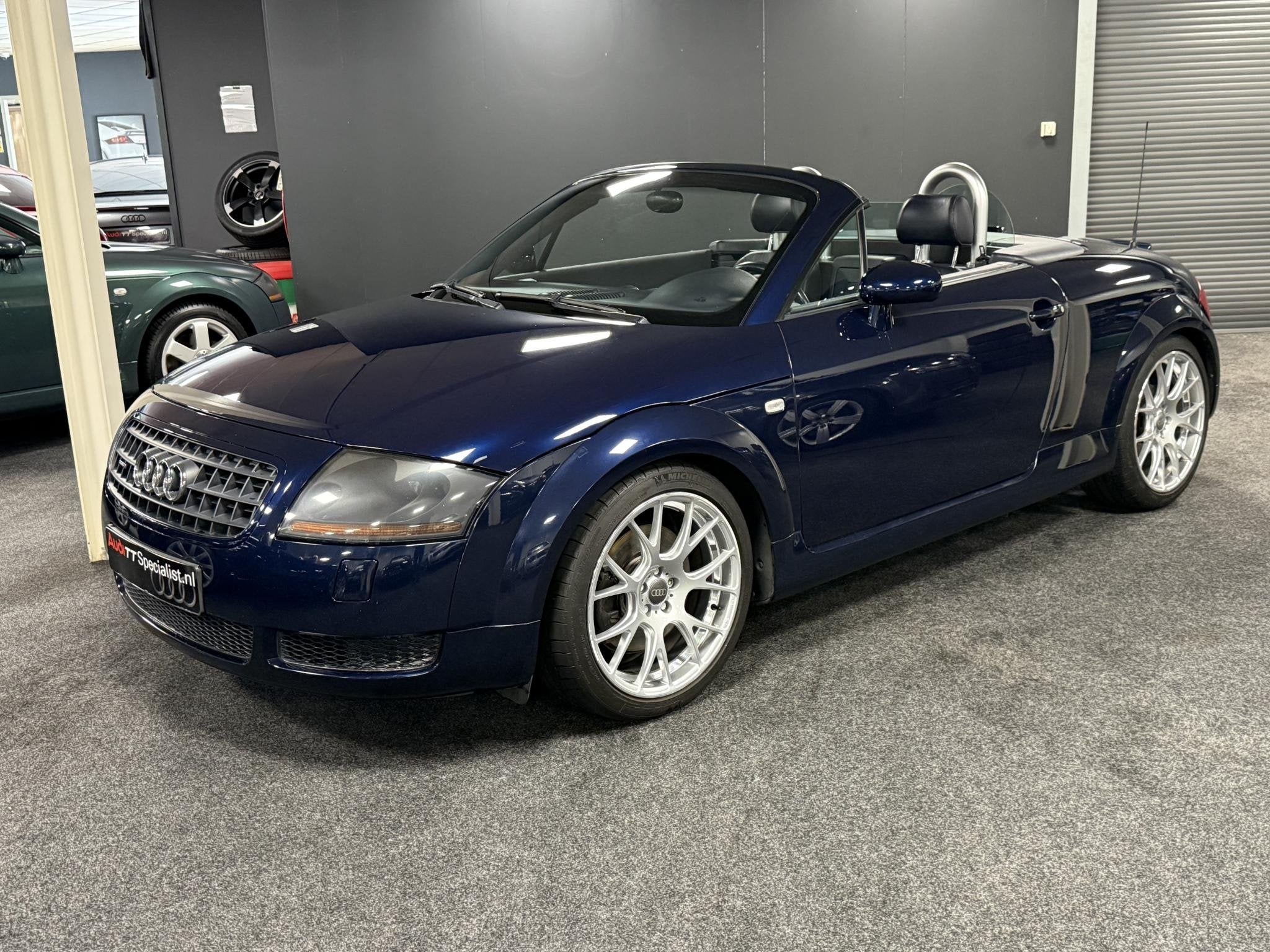 Audi TT Roadster 1.8 5V Turbo quattro 225PK Moroblauw, Auto's, Audi, TT, Gebruikt, 4 cilinders, Cabriolet