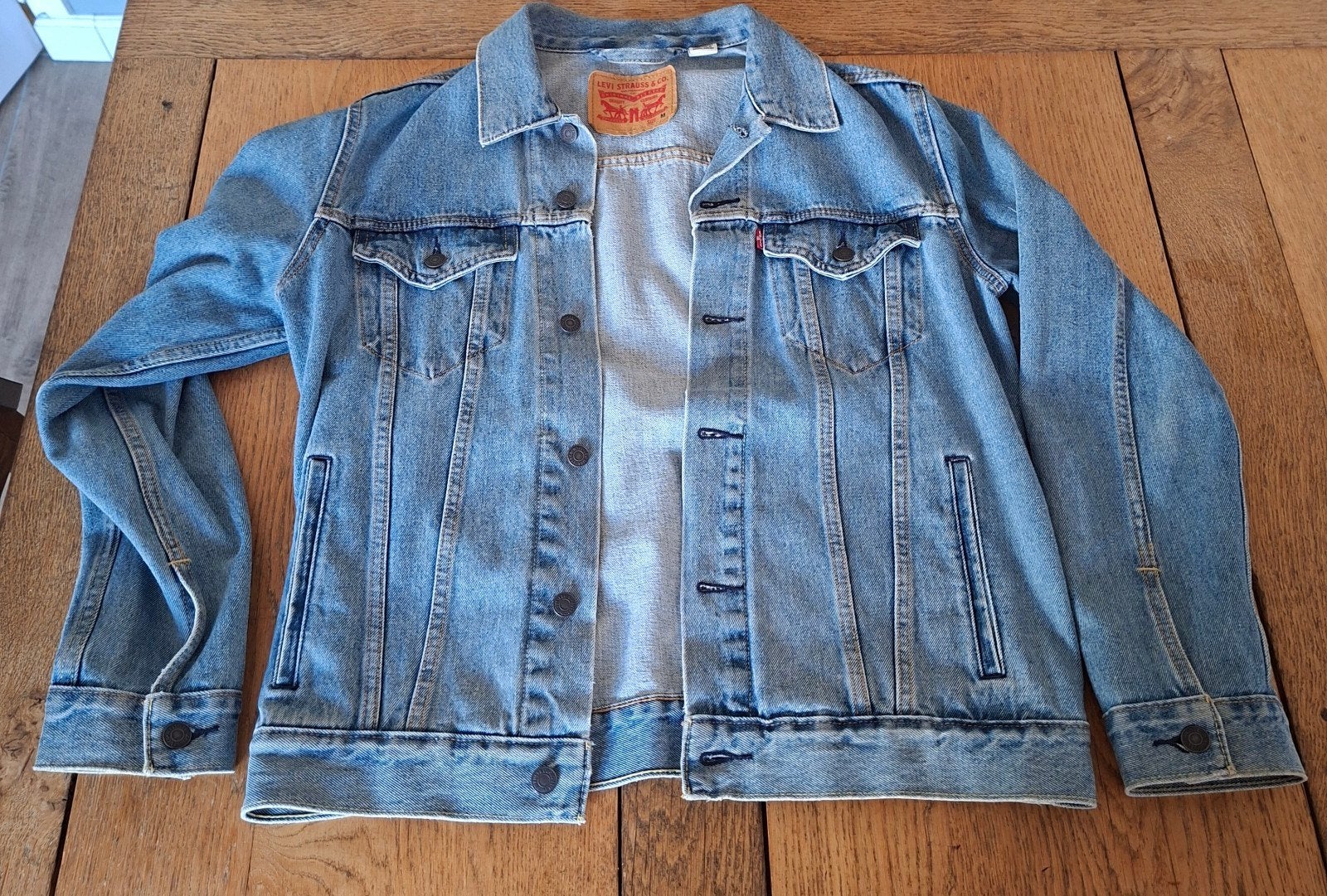Levi's spijkerjack maat M - Zo goed als nieuw, Levi's, Ophalen of Verzenden, Zo goed als nieuw, Maat 48/50 (M)