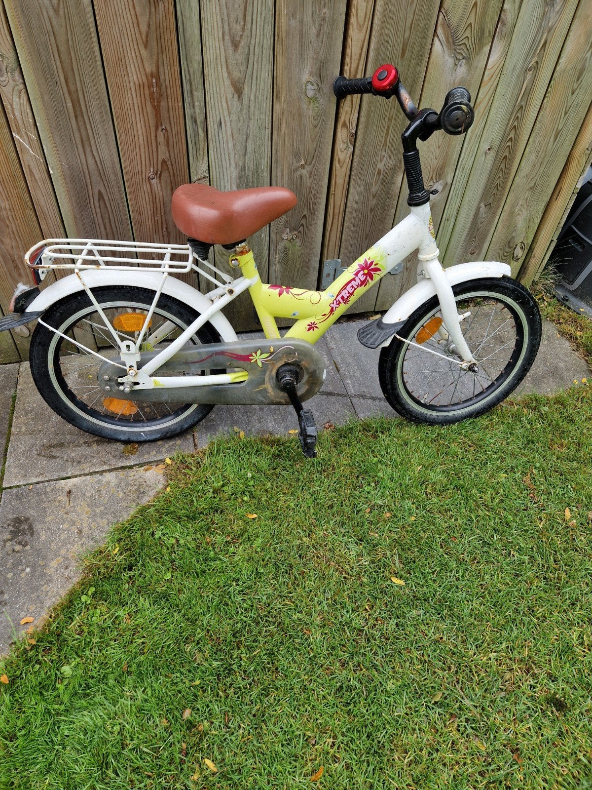 Kinderfiets 16 inch - Gebruikt maar in goede staat, Fietsen en Brommers, Fietsen | Kinderfietsjes, Ophalen, Terugtraprem, Onbekend