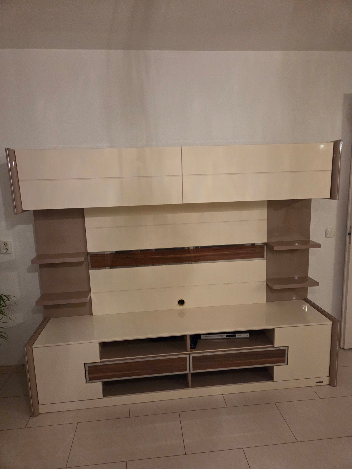 Moderne tv-meubel - Zo goed als nieuw, Ophalen, Zo goed als nieuw, 200 cm of meer, 150 tot 200 cm