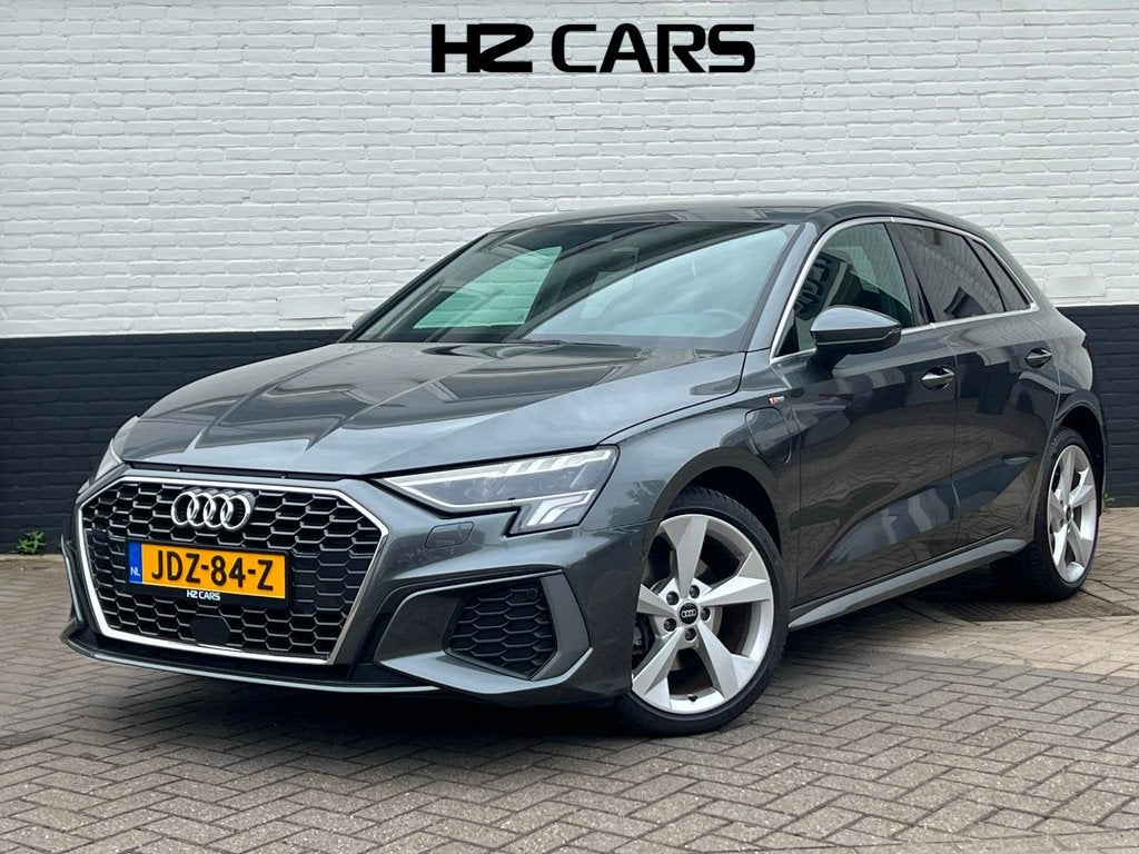 Audi A3 Sportback 40 TFSI e 204PK S-Line | HUD | ACC | Leder, Auto's, Audi, 1525 kg, 4 cilinders, 71 km/l, 13 kWh