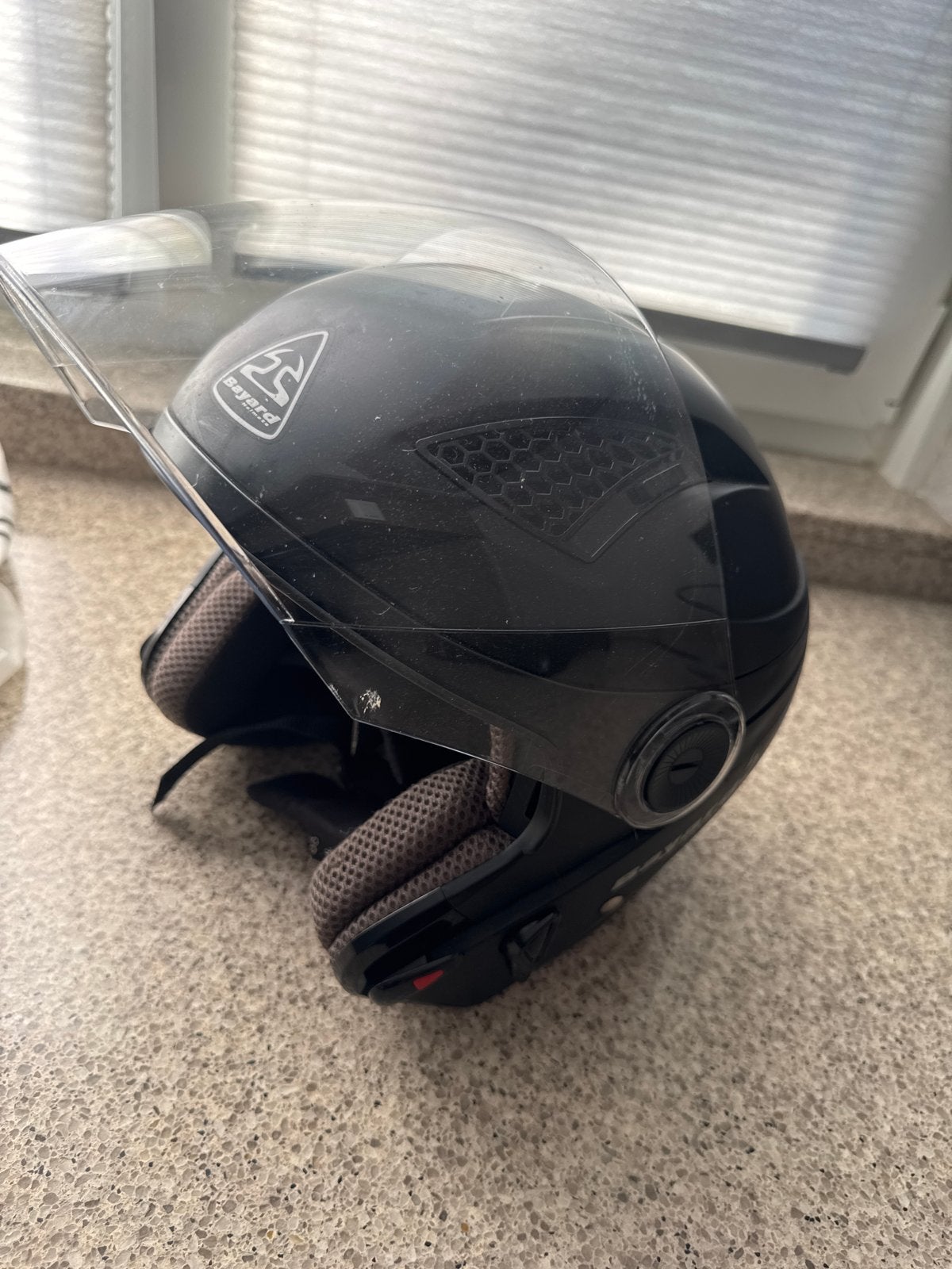 Bayard 30mm Scooterhelm - Zwart, Ophalen, Zo goed als nieuw