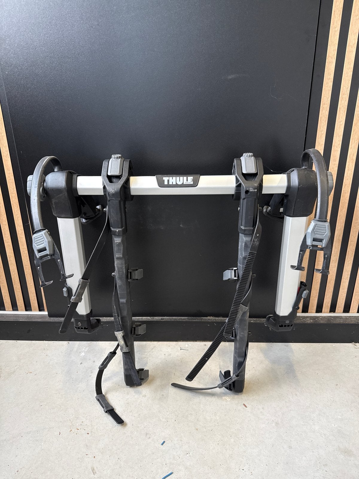 Thule OutWay Hanging 3 Achterklep fietsdrager, Auto diversen, Fietsendragers, Zo goed als nieuw, Achterklepdrager, 3 fietsen of meer