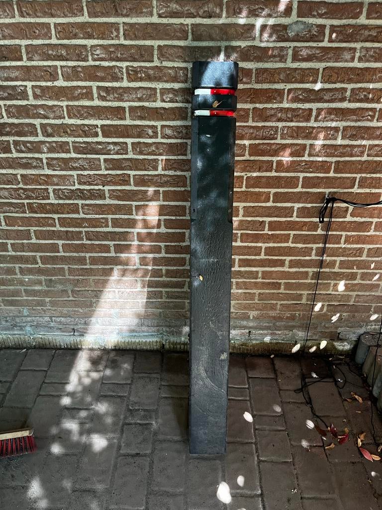Gerecyclede kunststof paal met reflectie, 140cm hoog, Tuin en Terras, Palen, Balken en Planken, Ophalen, Zo goed als nieuw