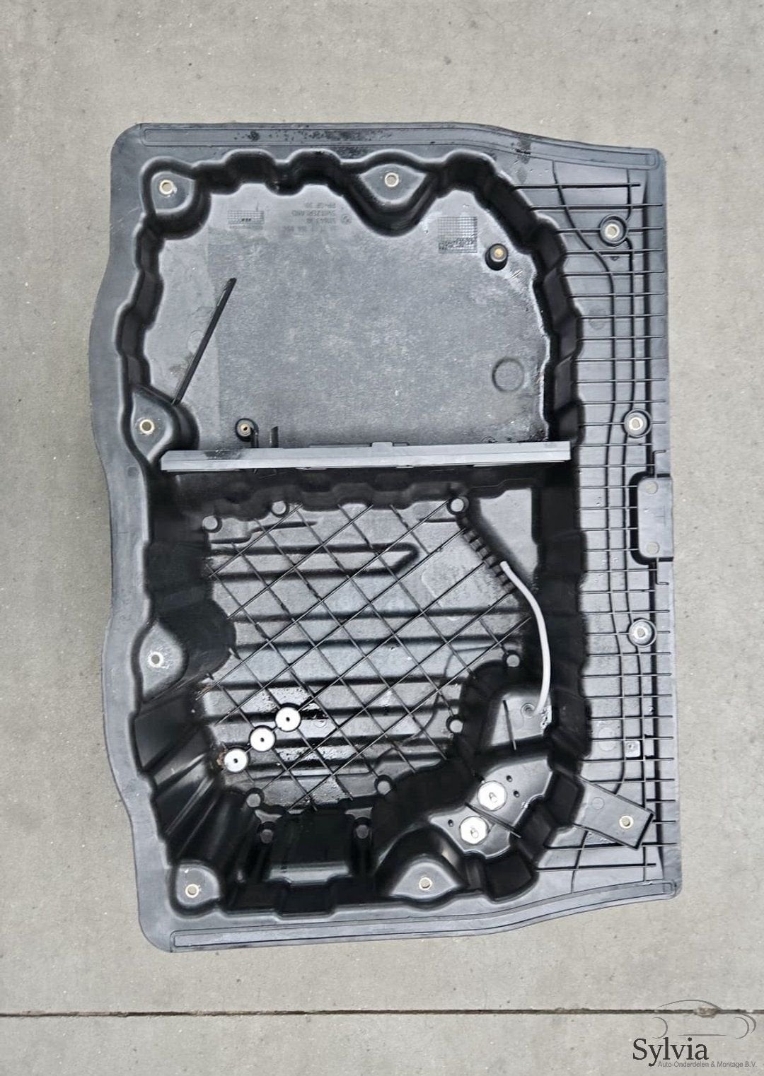 Opbergbak bagagebak BMW 1 serie E88 E82 51717166854 7166854, Auto-onderdelen, Interieur en Bekleding, Gebruikt, -, -, Ophalen of Verzenden