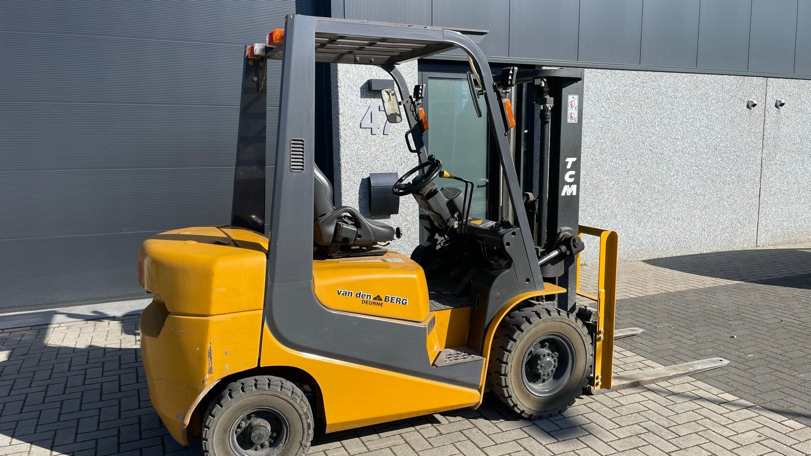 TCM 2.5 ton diesel heftruck, Zakelijke goederen, Machines en Bouw | Heftrucks en Intern transport, 2000 tot 3000 kg, Ophalen, Diesel
