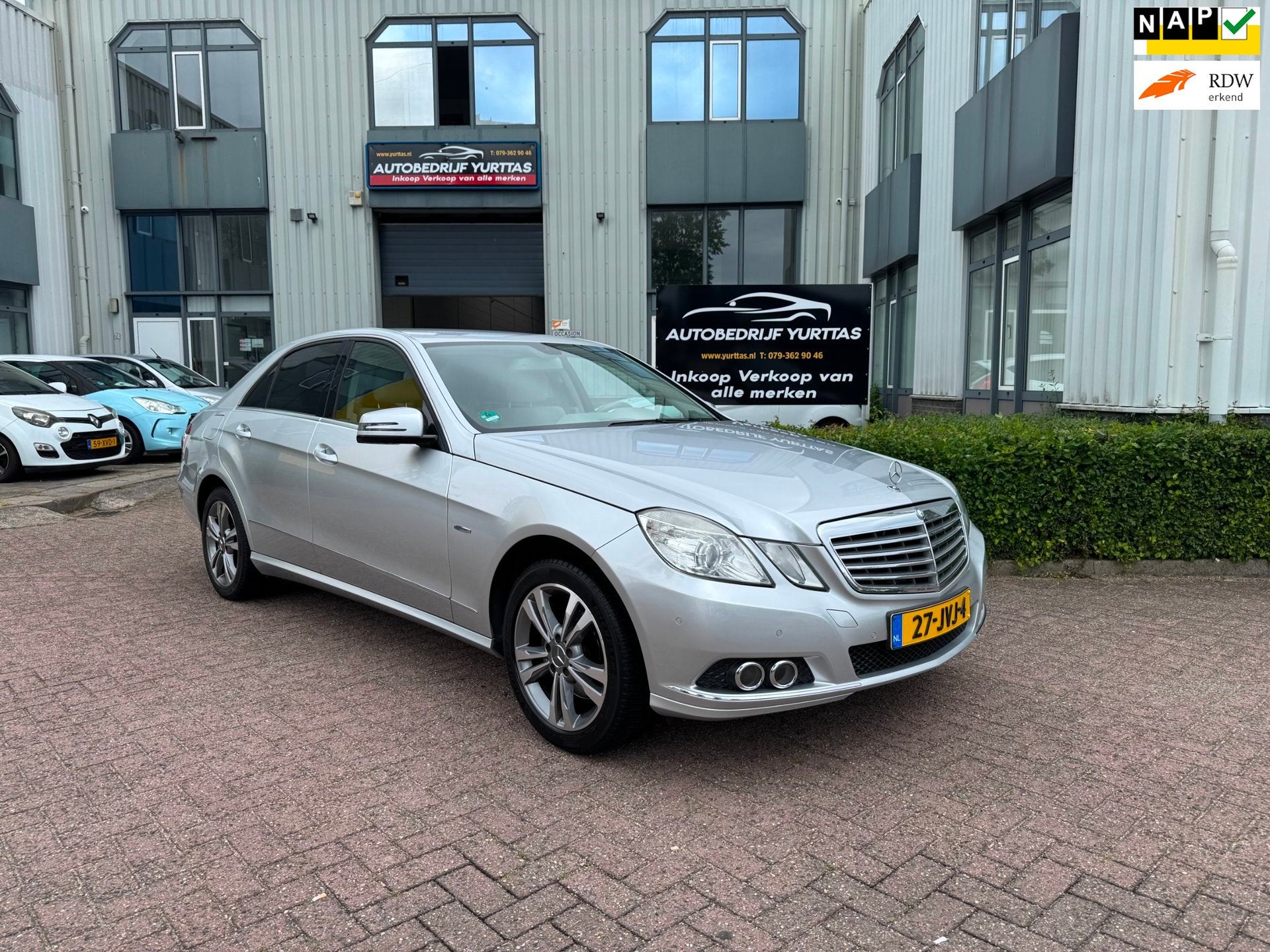 Mercedes-Benz E-klasse 250 CGI Elegance AUTOMAAT!, Auto's, Achterwielaandrijving, Gebruikt, 1796 cc, Origineel Nederlands