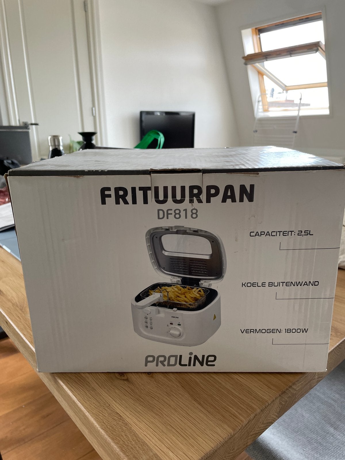ProLine Frituurpan DF818 - 2,5L, 1800W, Nieuw in doos, 2 tot 3 liter, Ophalen, Zo goed als nieuw