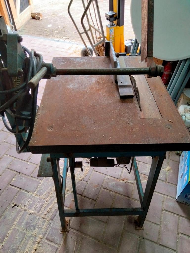 Zaagbank, Doe-het-zelf en Verbouw, Gereedschap | Zaagmachines, Ophalen, Gebruikt, Decoupeerzaag, 30 tot 70 mm
