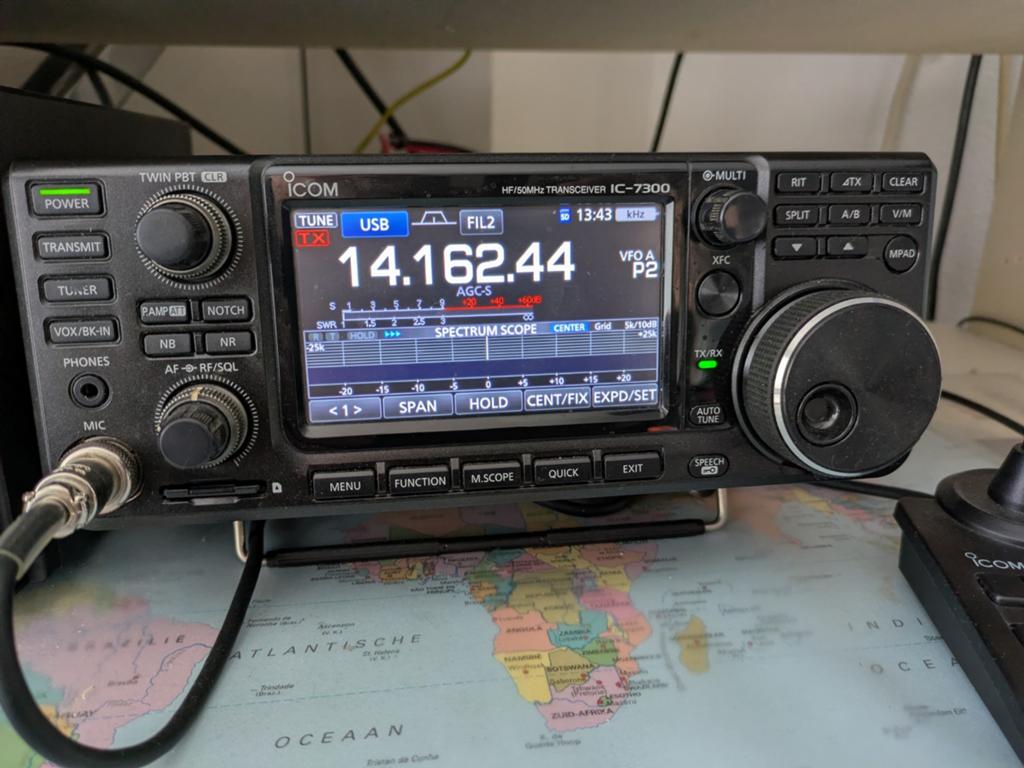 Icom IC-7300 incl SM-30 Tafelmike, Ophalen